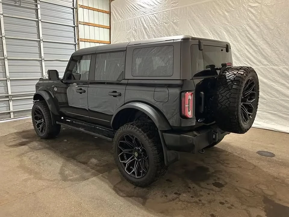 2022 Ford Bronco 6th Gen - Image 4 of 15