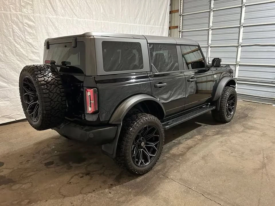 2022 Ford Bronco 6th Gen - Image 2 of 15