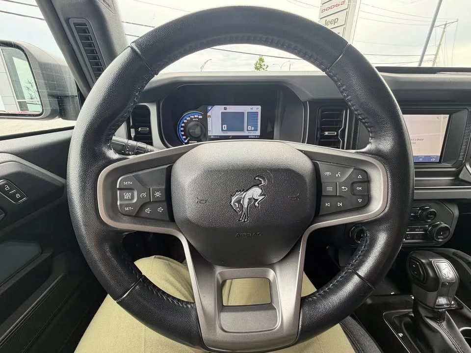 2022 Ford Bronco 6th Gen - Image 9 of 14