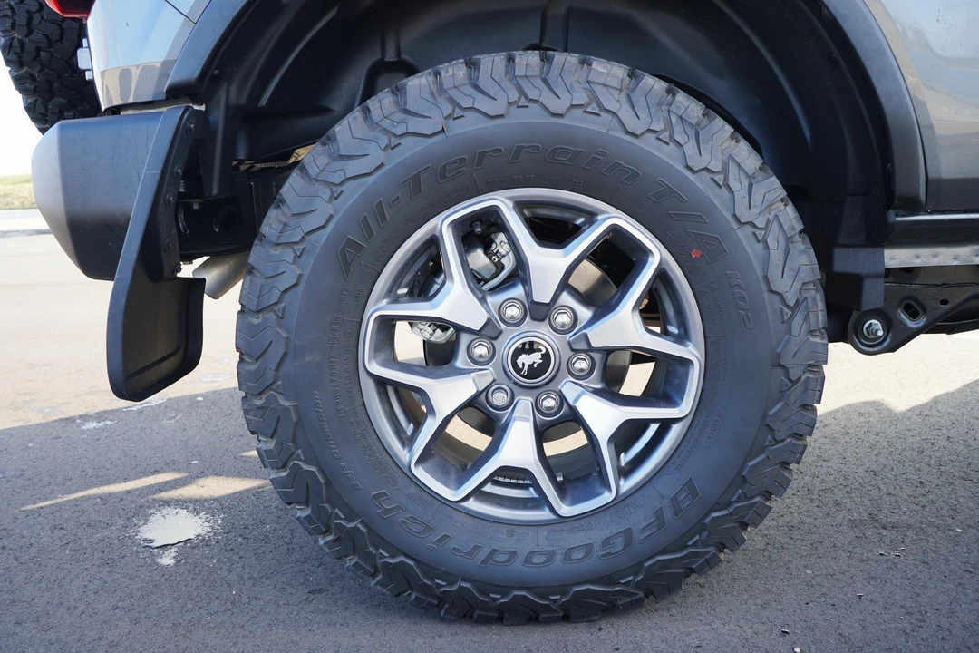 2022 Ford Bronco 6th Gen - Image 23 of 31