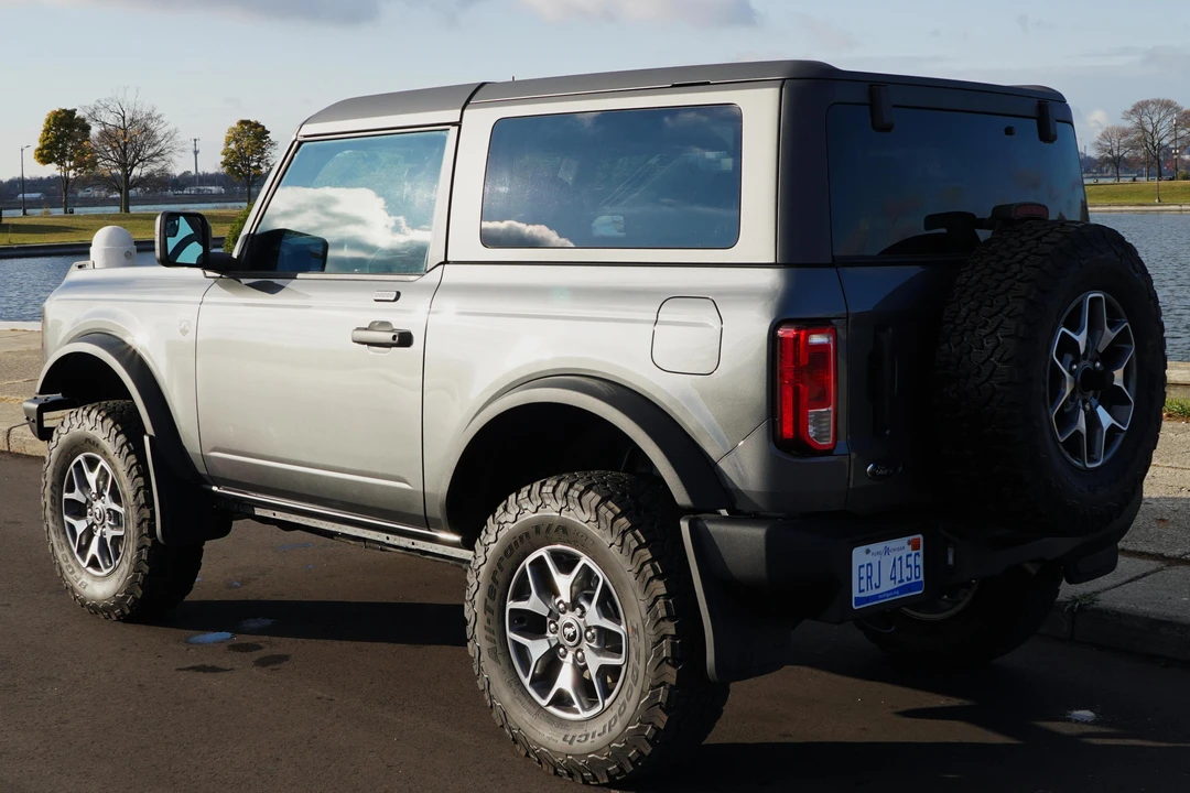 2022 Ford Bronco 6th Gen - Image 4 of 31