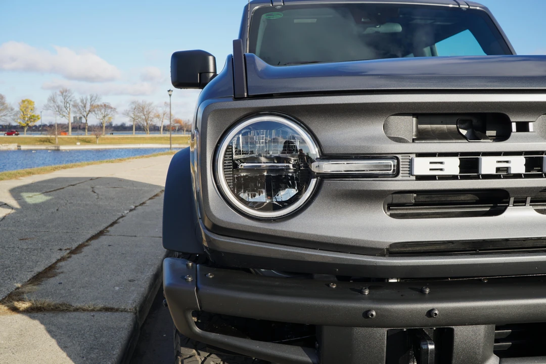 2022 Ford Bronco 6th Gen - Image 10 of 31