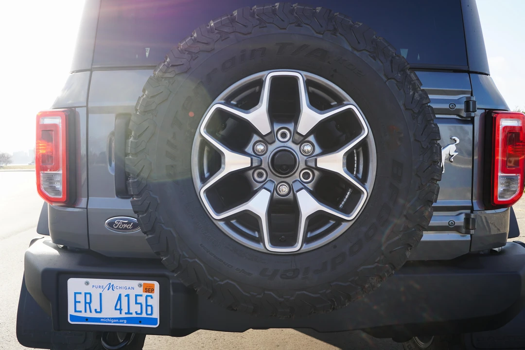 2022 Ford Bronco 6th Gen - Image 22 of 31