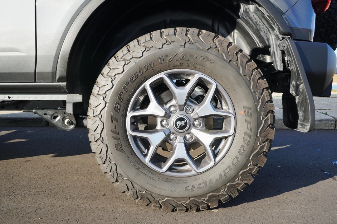 2022 Ford Bronco 6th Gen - Image 21 of 31