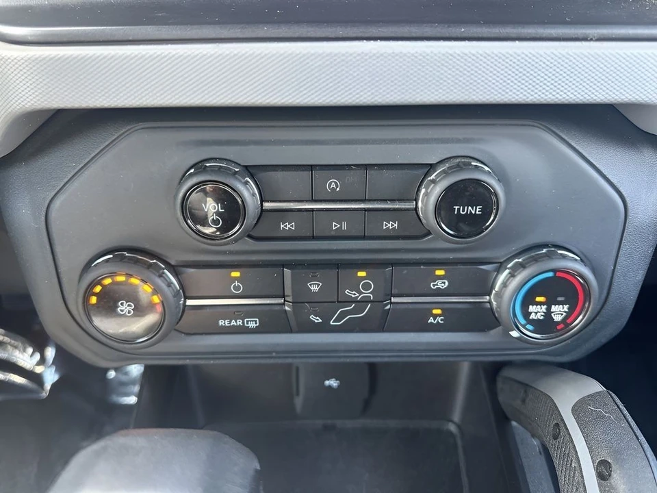 2022 Ford Bronco 6th Gen - Image 17 of 21