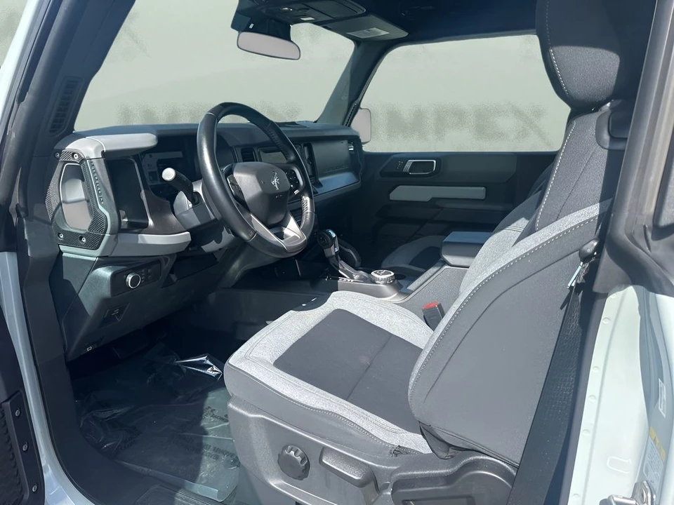 2022 Ford Bronco 6th Gen - Image 9 of 12