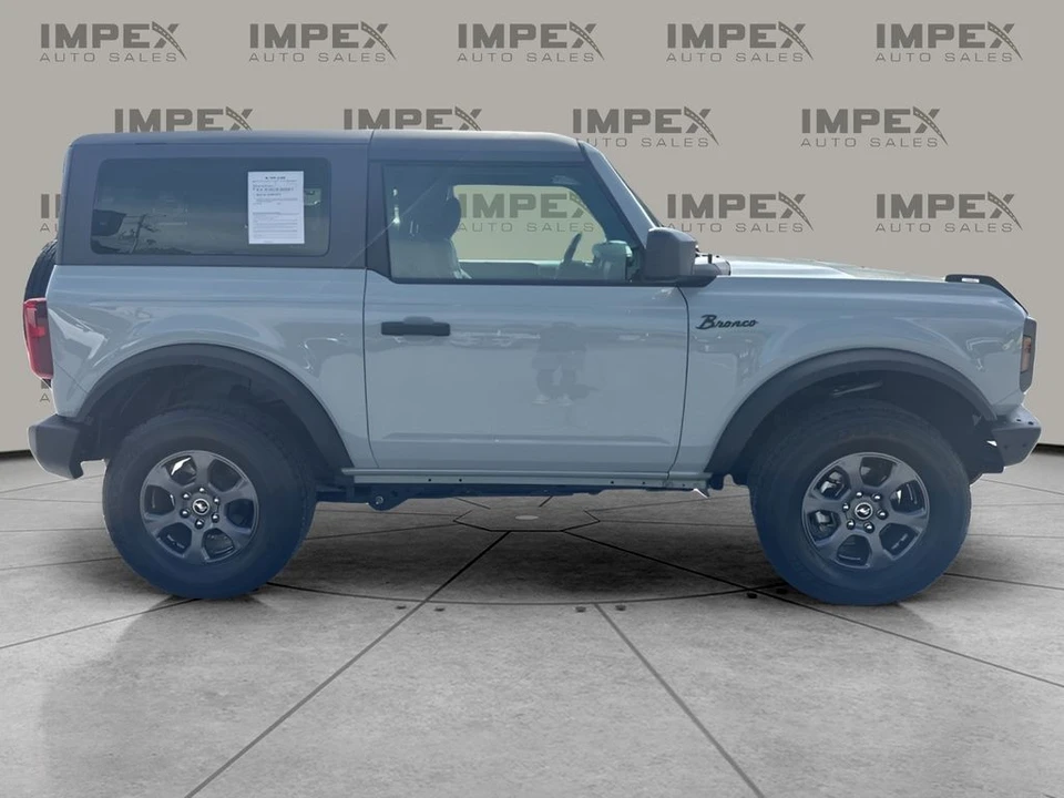 2022 Ford Bronco 6th Gen - Image 6 of 21