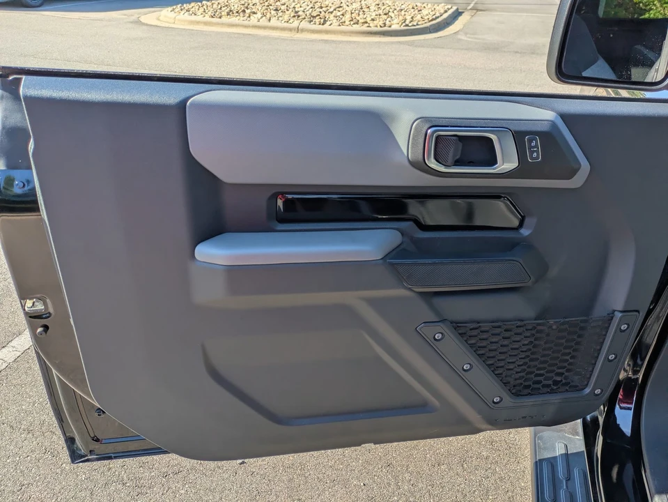 2022 Ford Bronco 6th Gen - Image 16 of 31