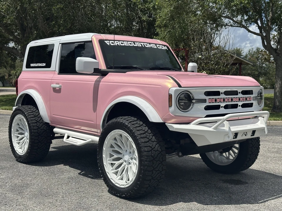 2022 Ford Bronco 6th Gen - Image 9 of 21