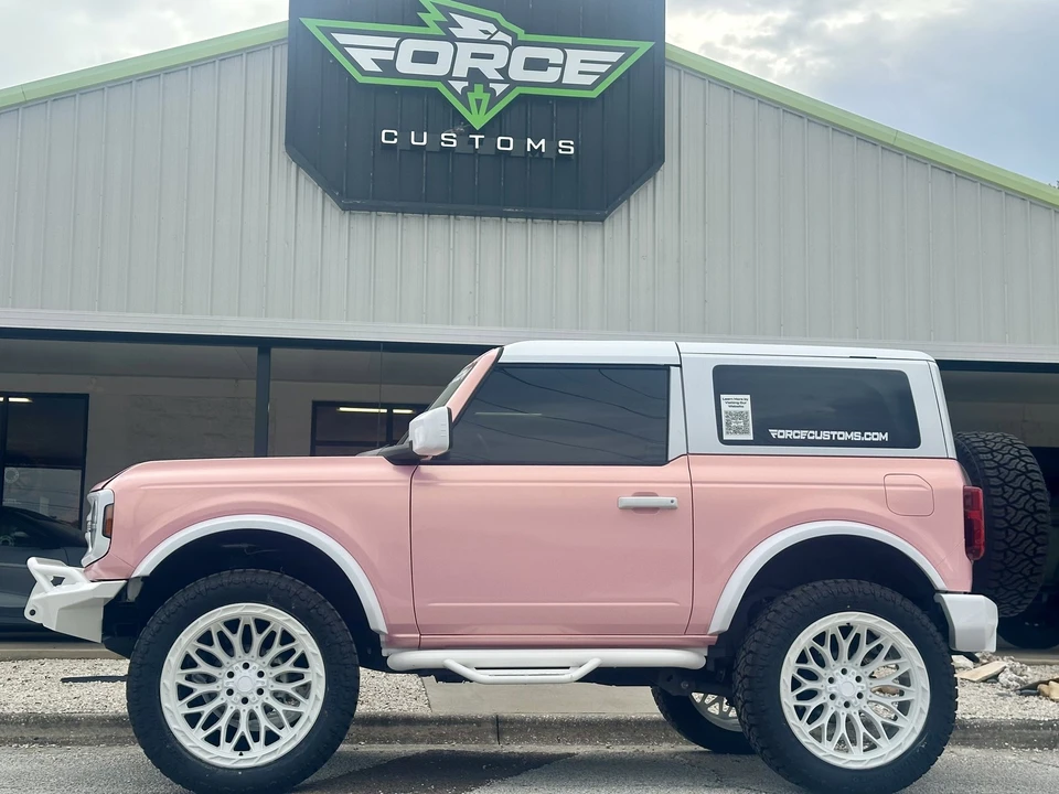2022 Ford Bronco 6th Gen - Image 13 of 21