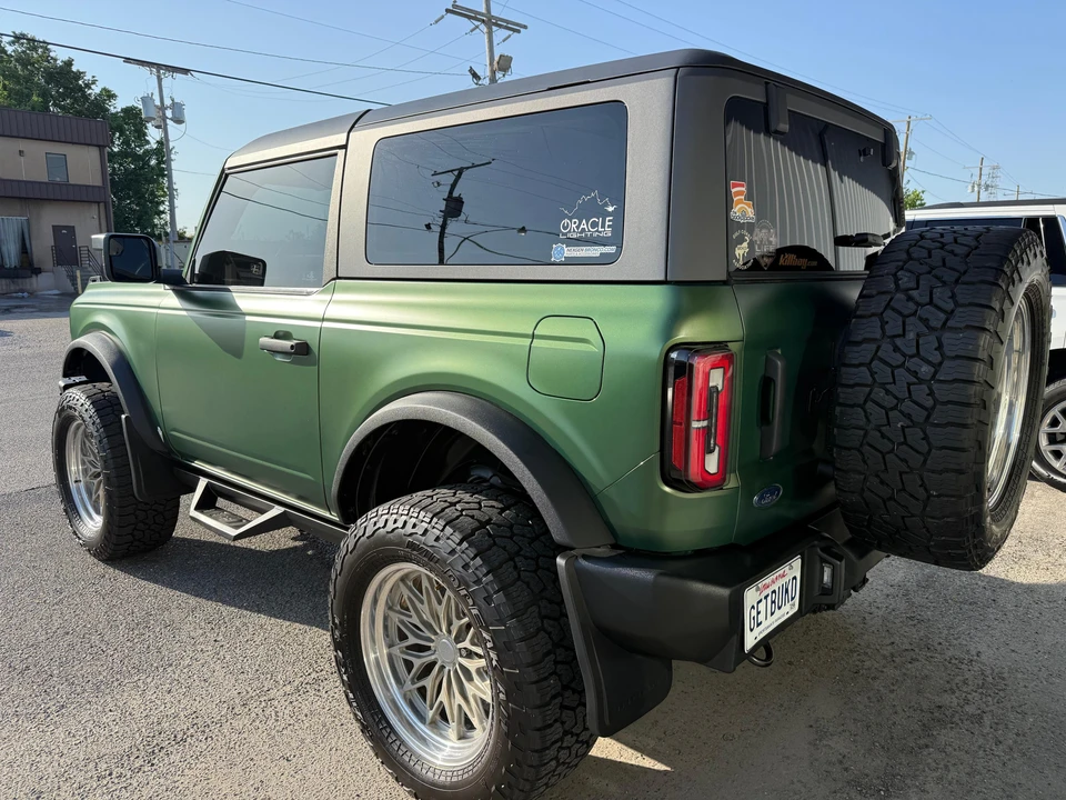2022 Ford Bronco 6th Gen - Image 11 of 31