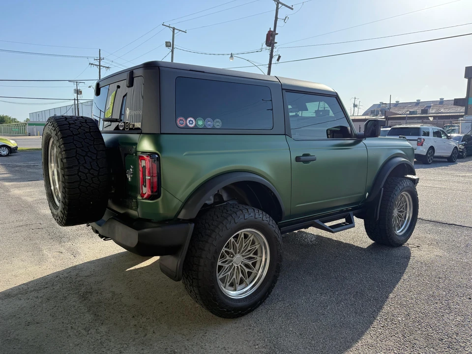 2022 Ford Bronco 6th Gen - Image 12 of 31
