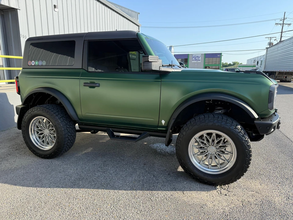2022 Ford Bronco 6th Gen - Image 13 of 31