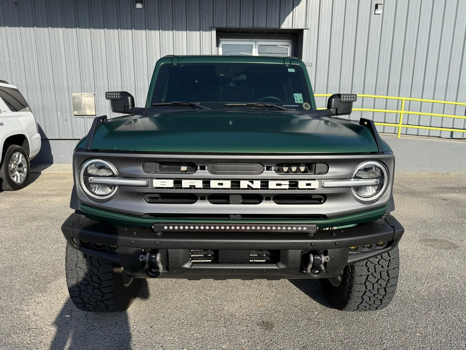 2022 Ford Bronco 6th Gen - Image 9 of 31