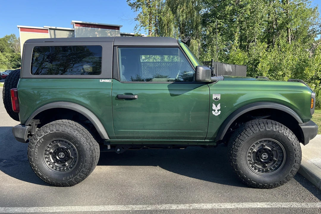 2022 Ford Bronco 6th Gen - Image 3 of 31