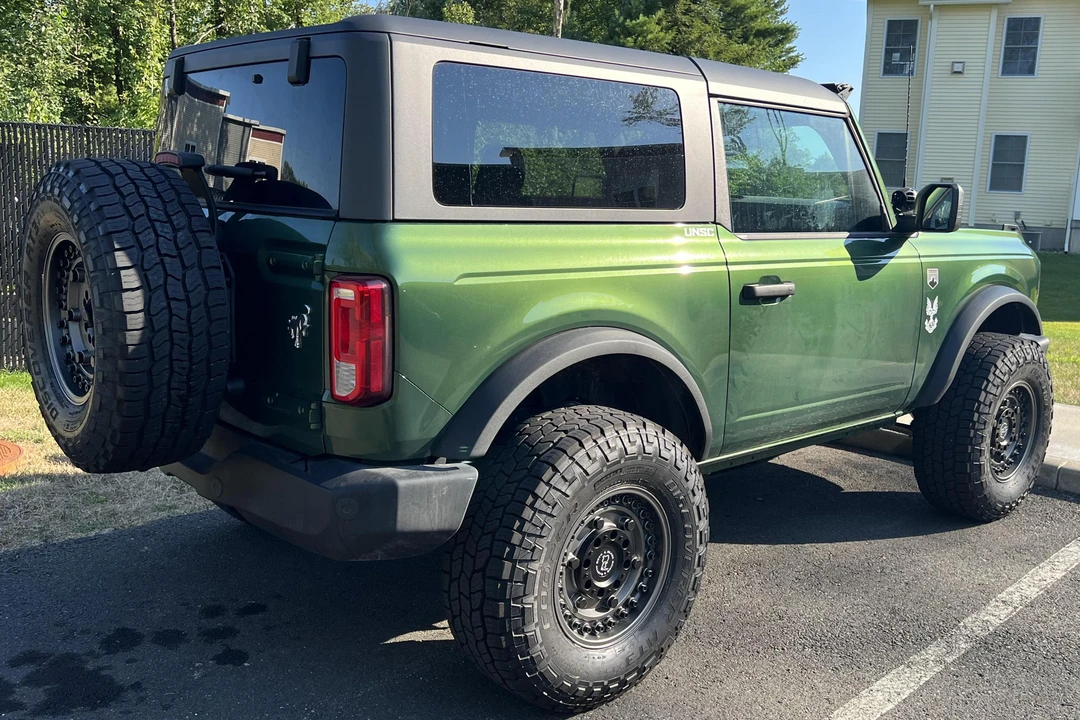 2022 Ford Bronco 6th Gen - Image 4 of 31