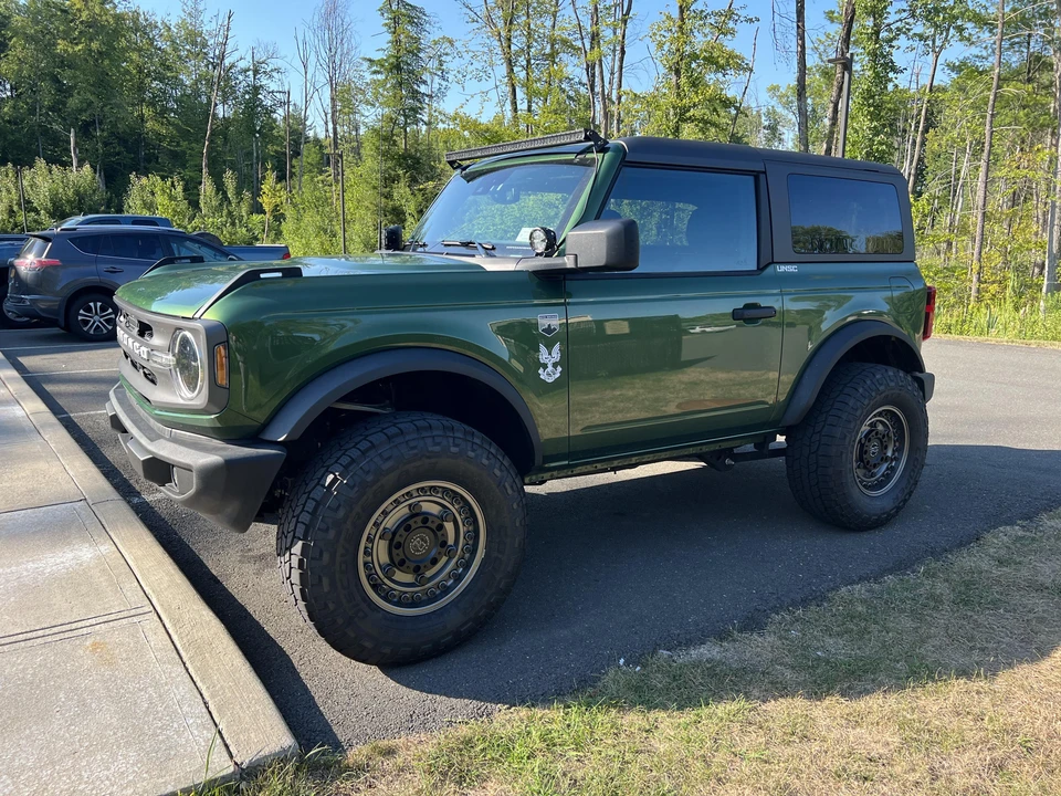 2022 Ford Bronco 6th Gen - Image 14 of 31