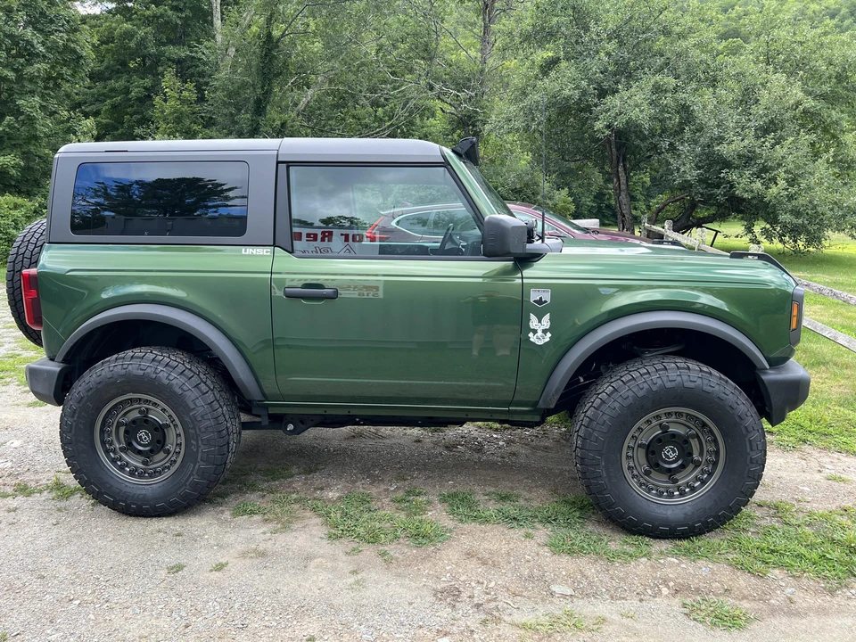 2022 Ford Bronco 6th Gen - Image 23 of 31