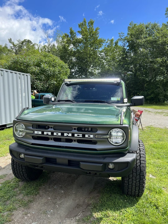 2022 Ford Bronco 6th Gen - Image 9 of 31