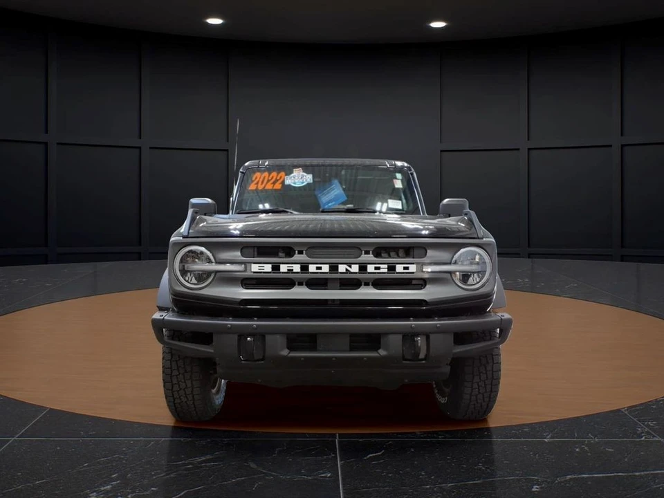 2022 Ford Bronco 6th Gen - Image 2 of 25