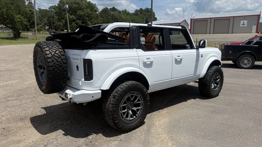 2022 Ford Bronco 6th Gen - Image 3 of 23