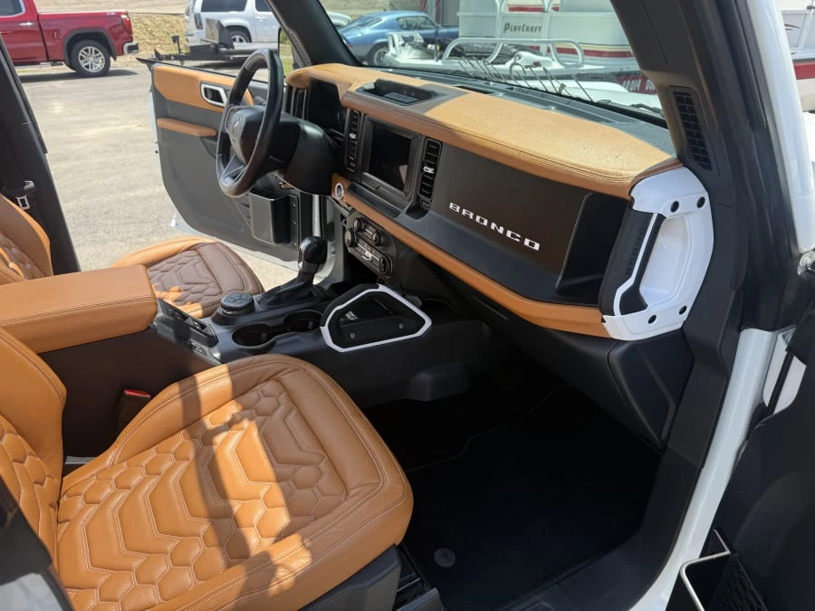 2022 Ford Bronco 6th Gen - Image 17 of 23