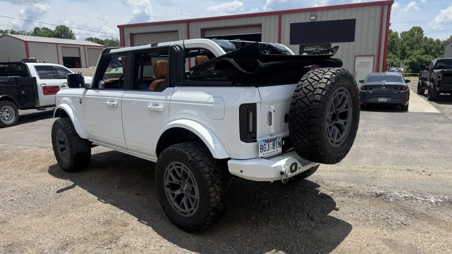2022 Ford Bronco 6th Gen - Image 8 of 23