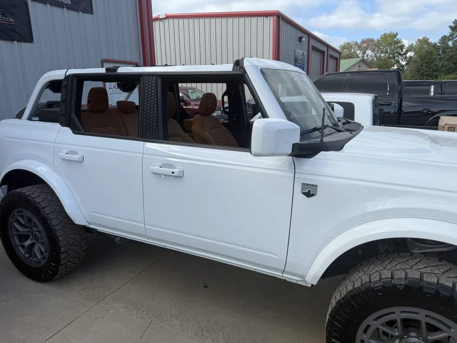 2022 Ford Bronco 6th Gen - Image 21 of 23