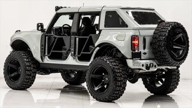 2022 Ford Bronco 6th Gen - Image 5 of 21