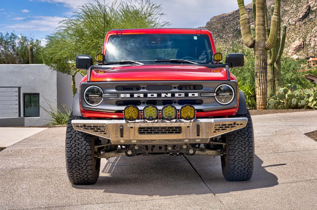 2022 Ford Bronco 6th Gen - Image 6 of 31