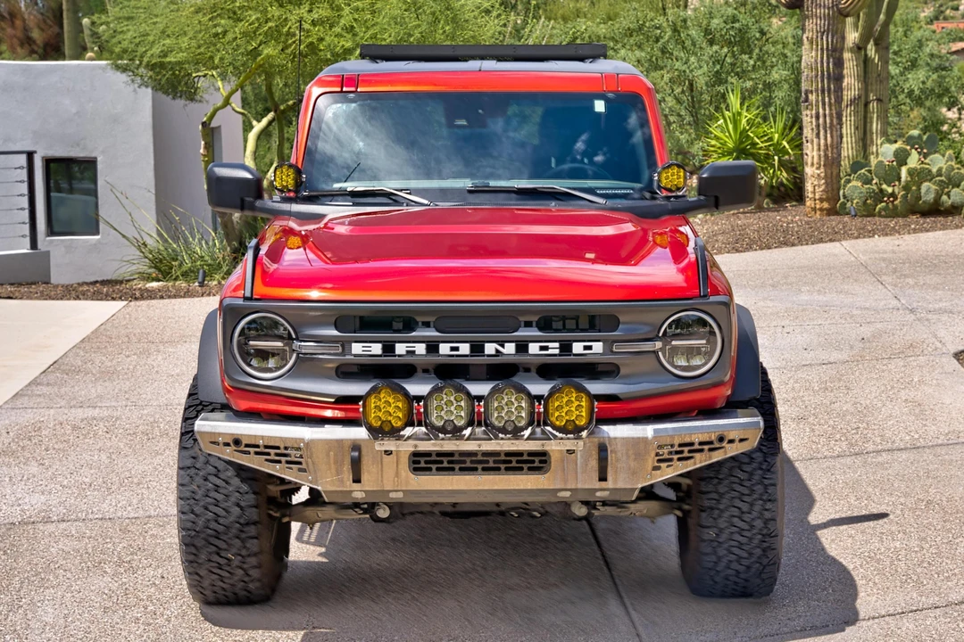 2022 Ford Bronco 6th Gen - Image 2 of 31