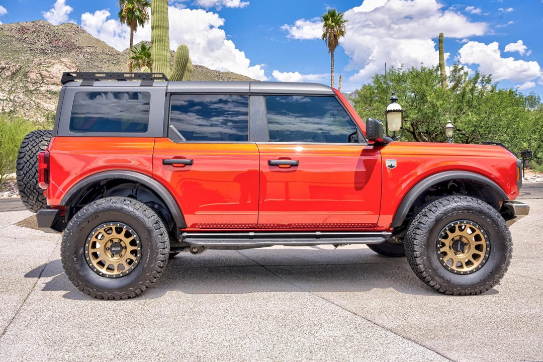 2022 Ford Bronco 6th Gen - Image 3 of 31