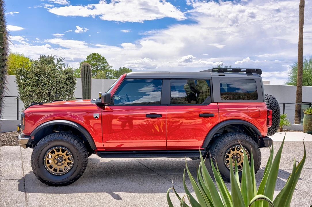 2022 Ford Bronco 6th Gen - Image 14 of 31