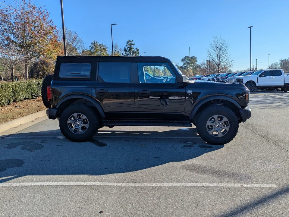 2022 Ford Bronco 6th Gen - Image 3 of 12