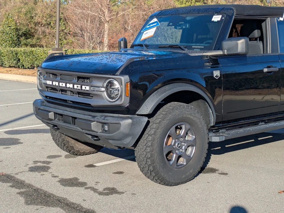 2022 Ford Bronco 6th Gen - Image 10 of 12