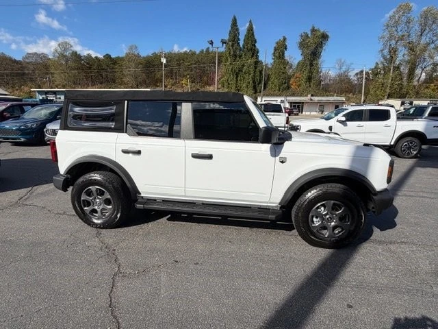 2022 Ford Bronco 6th Gen - Image 2 of 12