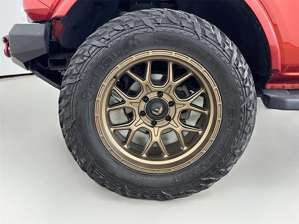 2022 Ford Bronco 6th Gen - Image 13 of 14