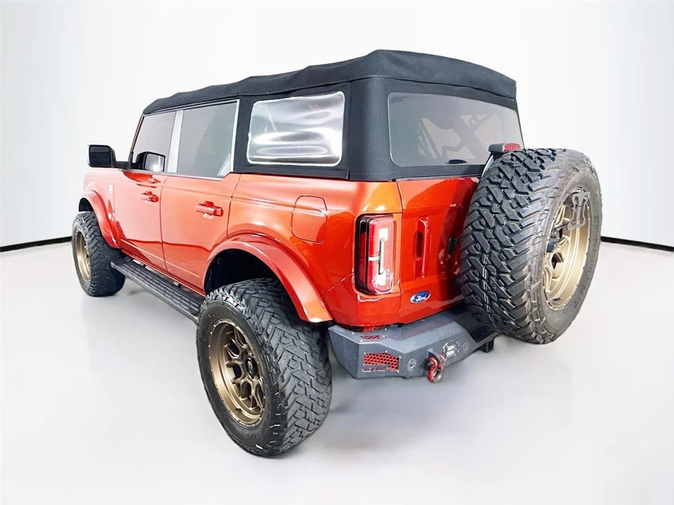 2022 Ford Bronco 6th Gen - Image 5 of 21