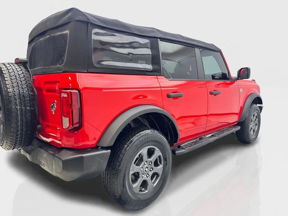 2022 Ford Bronco 6th Gen - Image 13 of 31