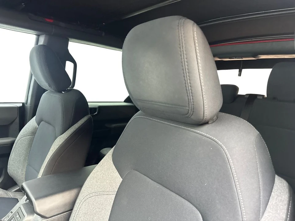 2022 Ford Bronco 6th Gen - Image 27 of 31