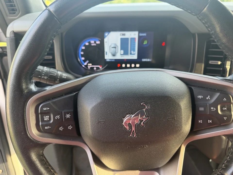 2022 Ford Bronco 6th Gen - Image 17 of 18