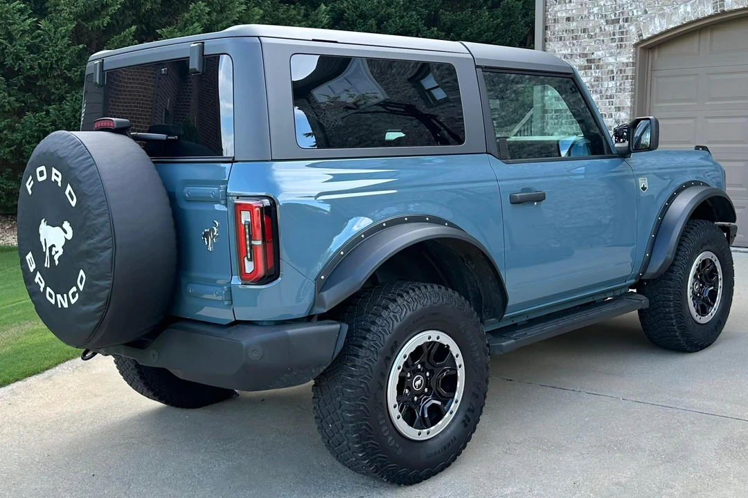 2022 Ford Bronco 6th Gen - Image 4 of 31
