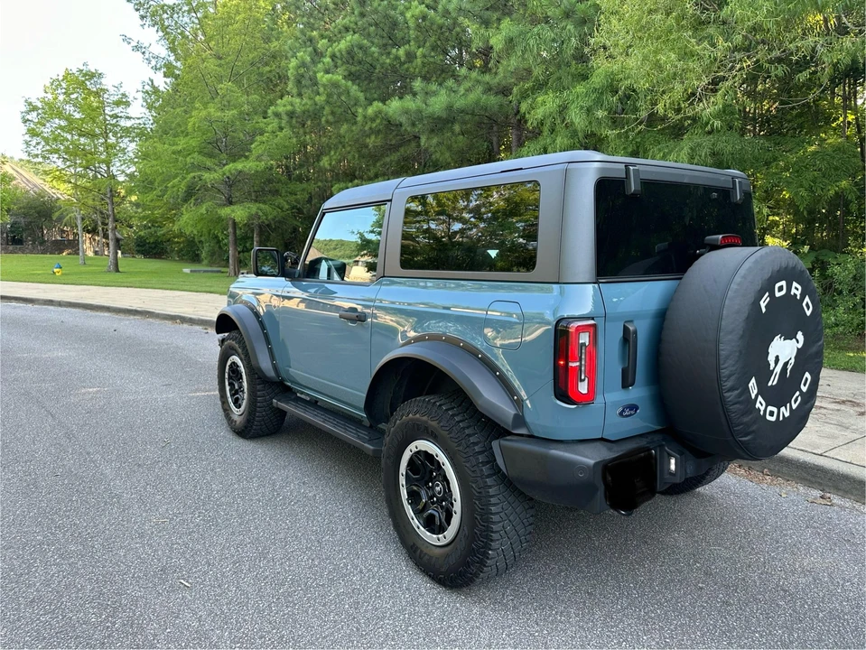 2022 Ford Bronco 6th Gen - Image 9 of 31