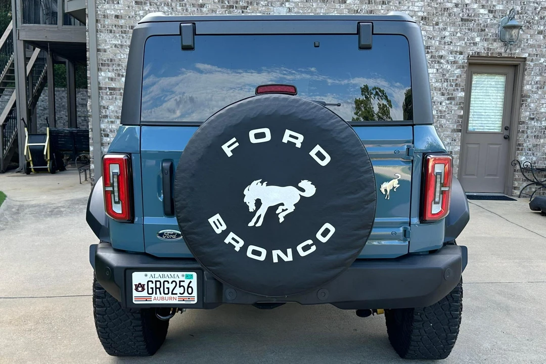 2022 Ford Bronco 6th Gen - Image 5 of 31