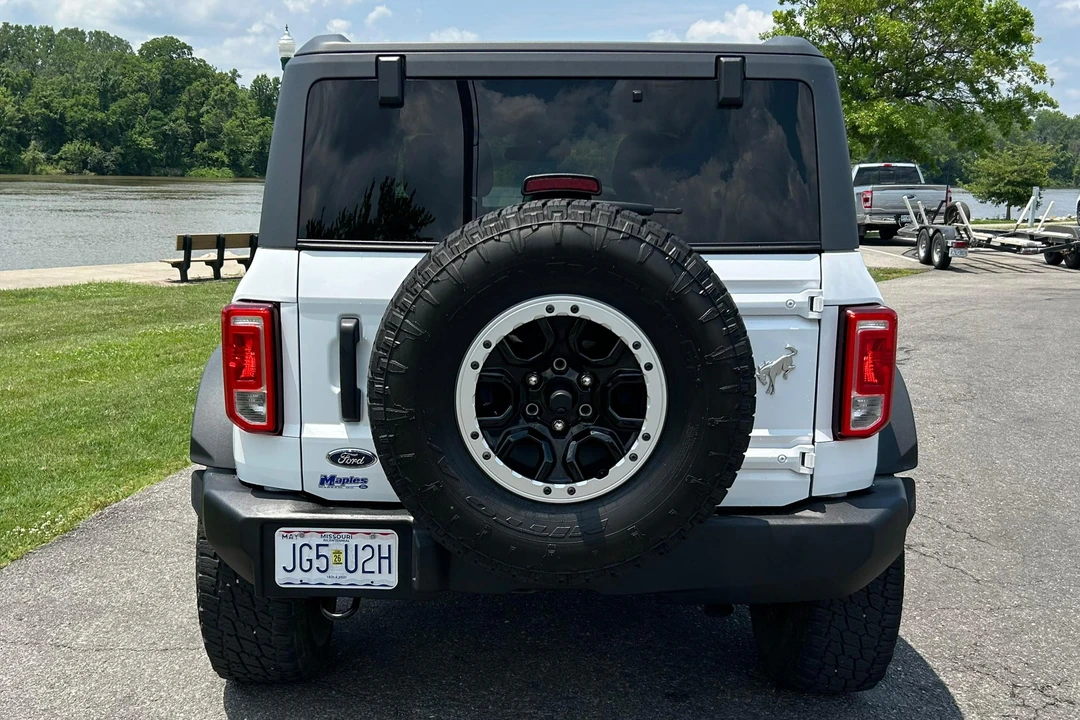 2022 Ford Bronco 6th Gen - Image 5 of 31