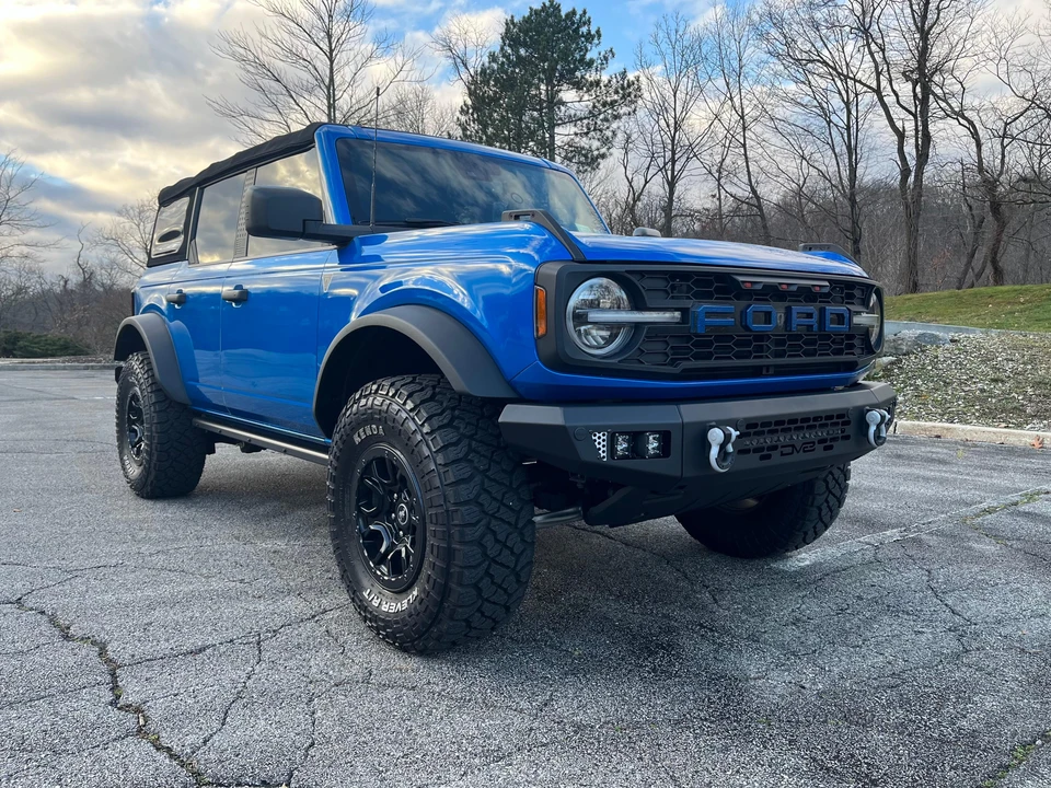 2022 Ford Bronco 6th Gen - Image 18 of 31