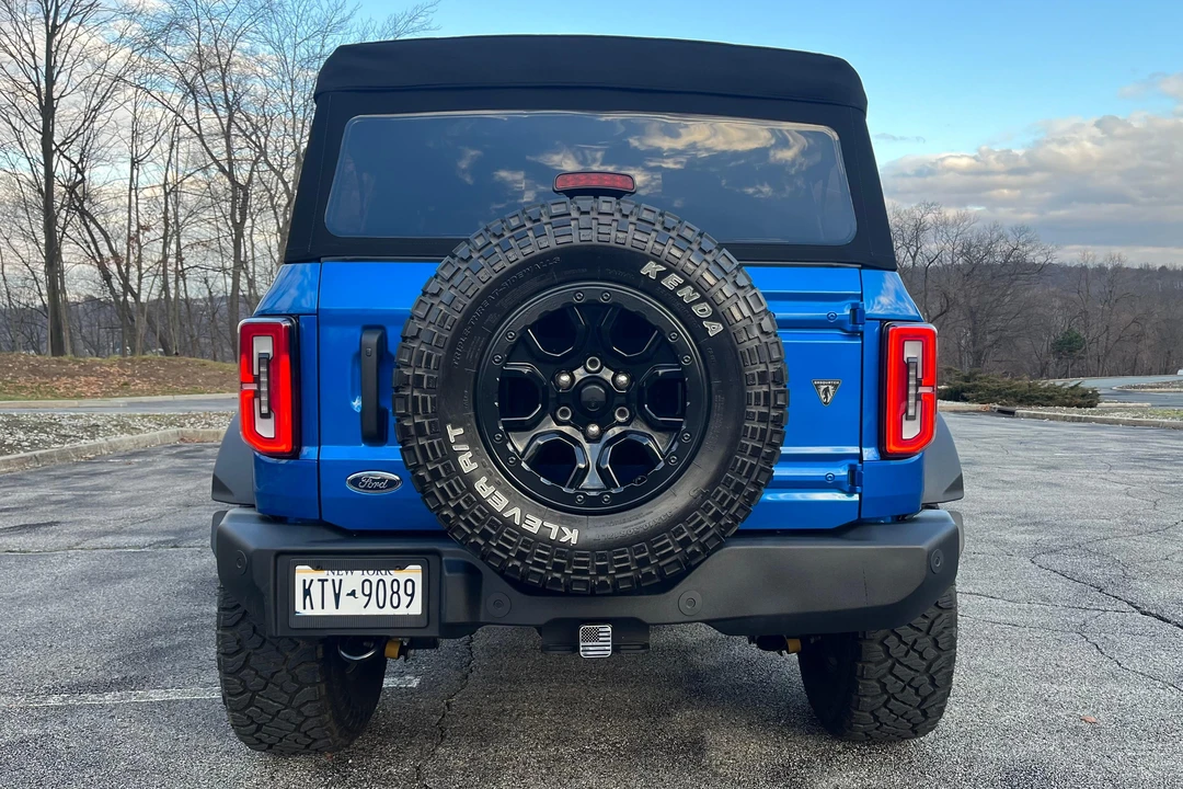 2022 Ford Bronco 6th Gen - Image 5 of 31