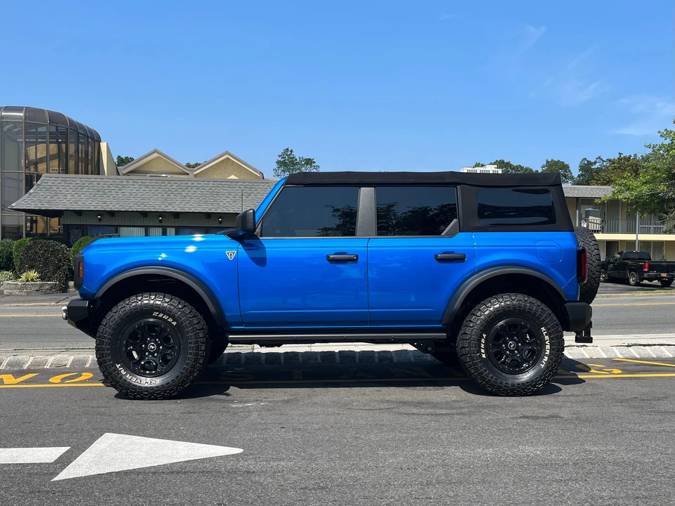 2022 Ford Bronco 6th Gen - Image 13 of 31