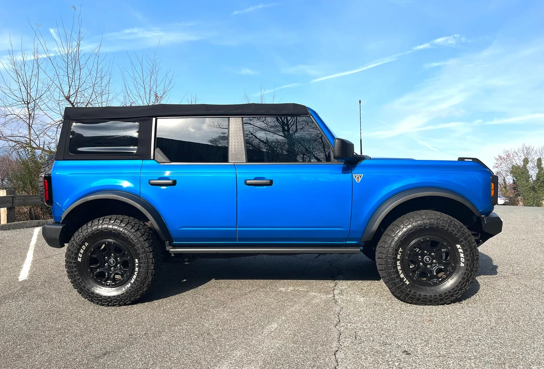 2022 Ford Bronco 6th Gen - Image 17 of 31