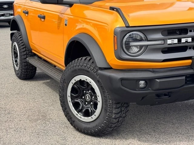 2022 Ford Bronco 6th Gen - Image 4 of 30